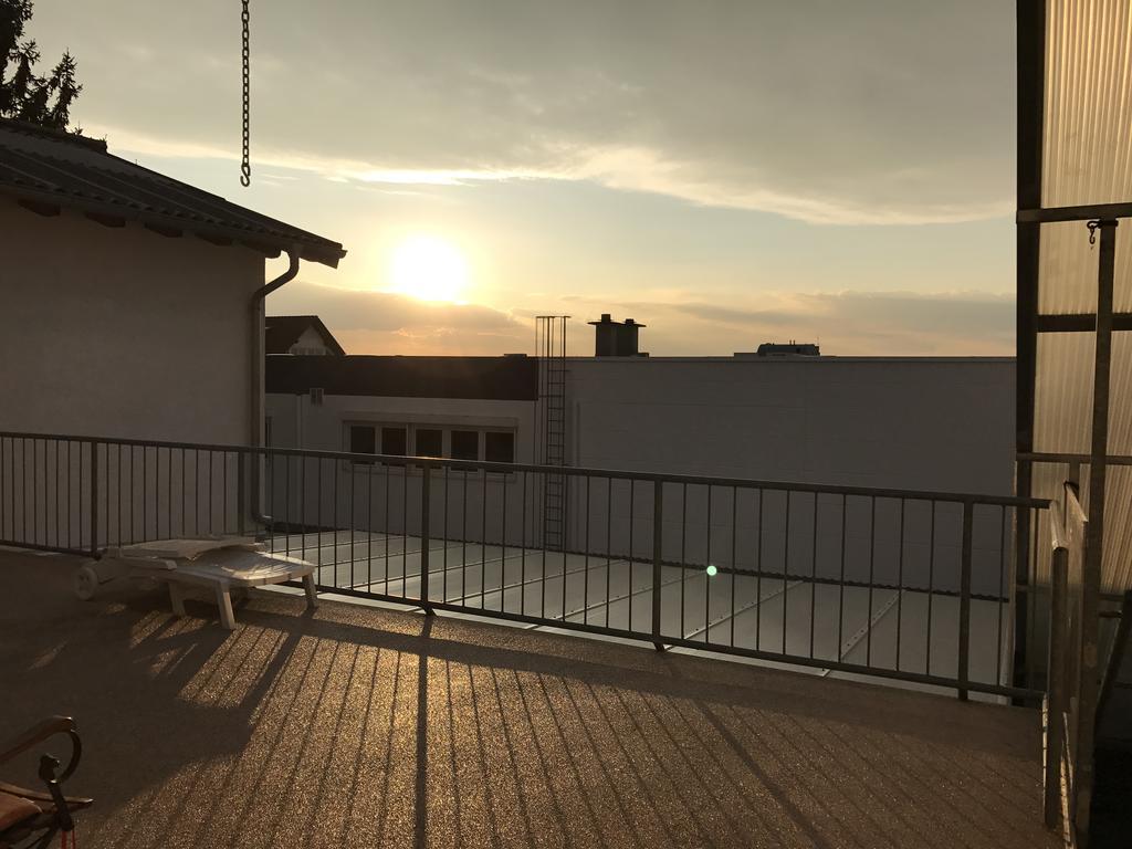 Die Werkstatt Dreieich Extérieur photo